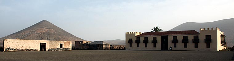 Herrensitz Casa de los Coroneles in La Oliva - Fuerteventura